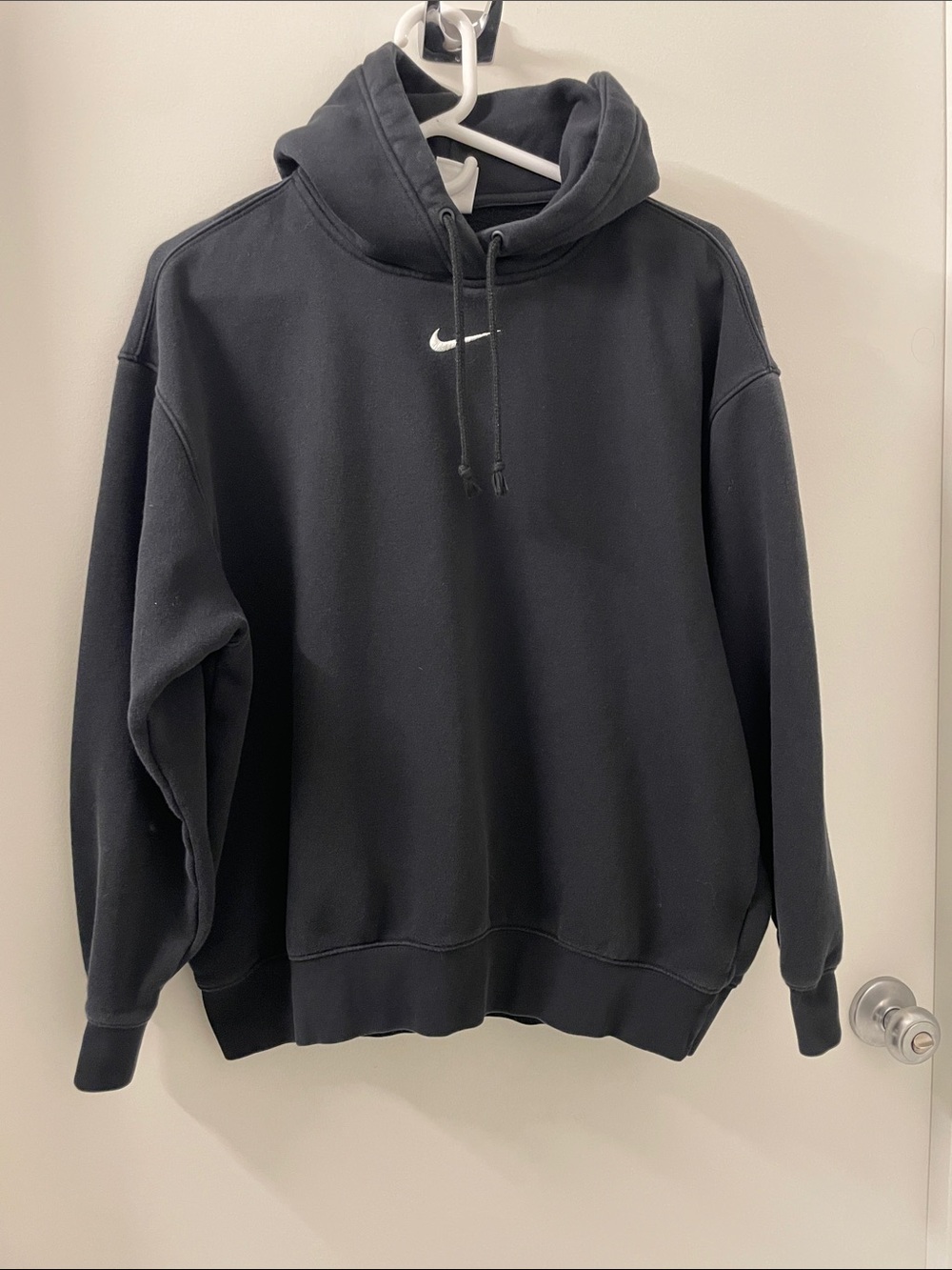 Nike Essentials Oversized Hoodie in black heather. Never worn.